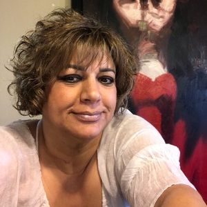 Meet your Posher, Paris